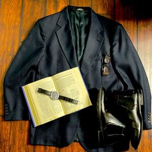 "Sleek & Professional: Stafford Business Blazer – Excellent Condition